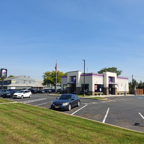 More Photos Of 1120 Somerset St, New Brunswick Fast Food For Sale