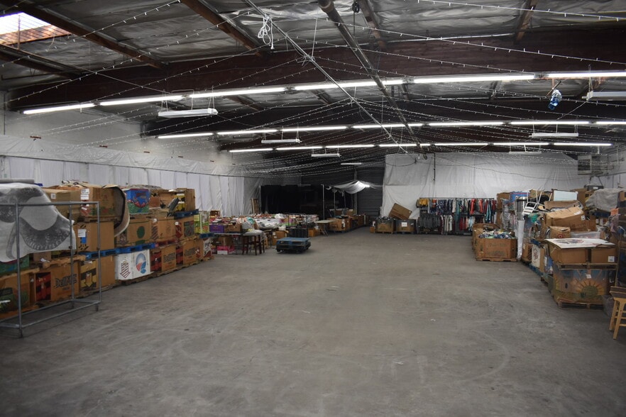 More Photos Of 8614-8616 Mettler St, Los Angeles Industrial For Sale