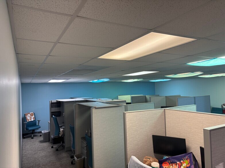 More Photos Of 602-606 4th Ave W, Palmetto Medical For Sale