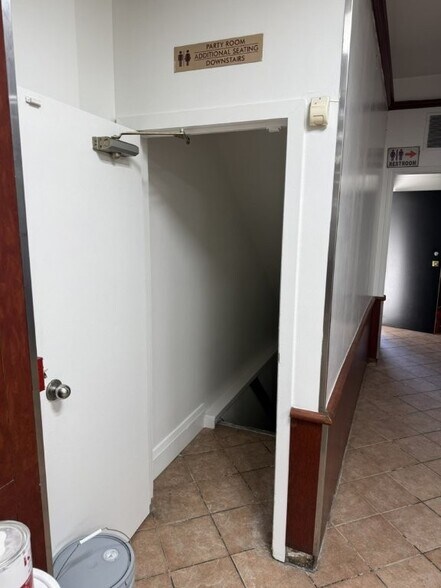 More Photos Of 3519 Bathurst St, Toronto Storefront Retail Residential For Lease