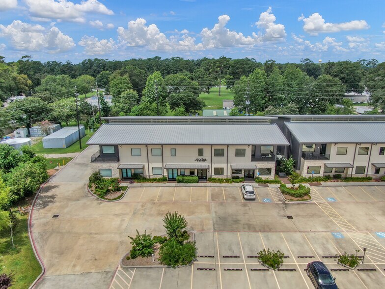 More Photos Of 1300 Rayford Park Rd, Spring Light Distribution For Sale