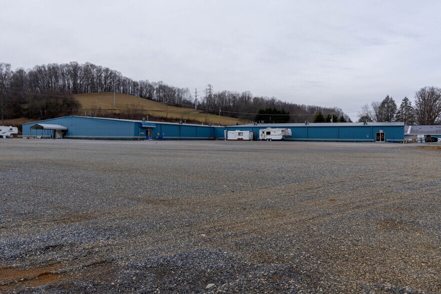 More Photos Of 16120 Porterfield Hwy, Abingdon Freestanding For Sale