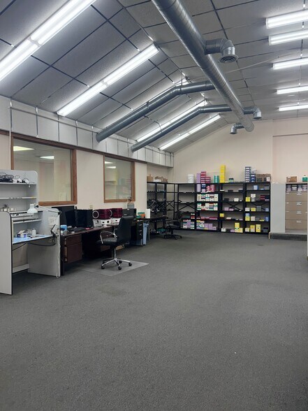 More Photos Of 637 S 12th Ave, Hopkins Research And Development For Sale