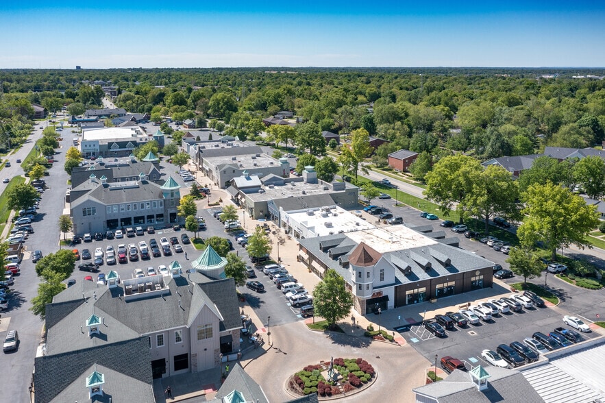 More Photos Of 1311 Herr Ln, Louisville Unknown For Lease