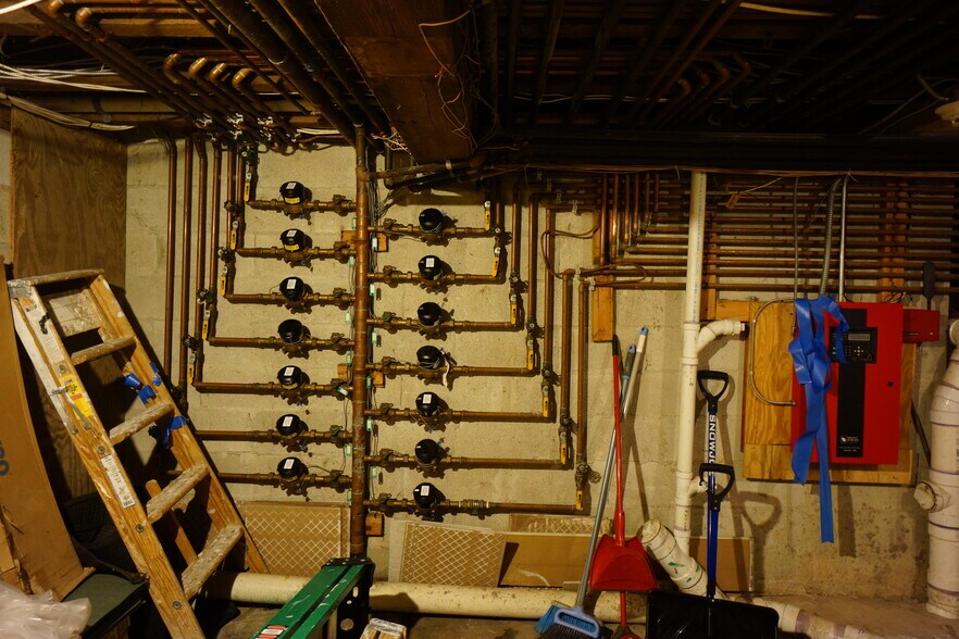 More Photos Of 1306 New York Ave, Union City Apartments For Sale