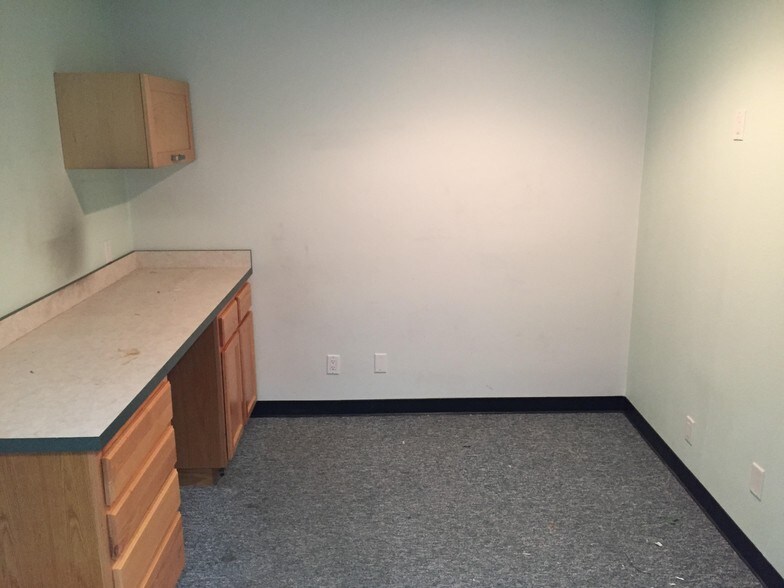 More Photos Of 2700 N Bellflower Blvd, Long Beach Medical For Lease