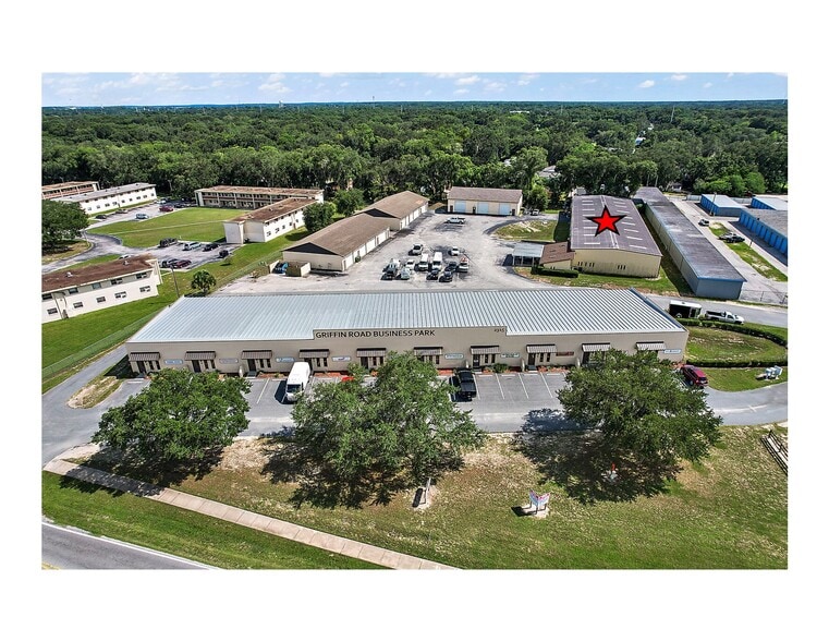 More Photos Of 2317-2319 Griffin Rd, Leesburg Warehouse For Lease