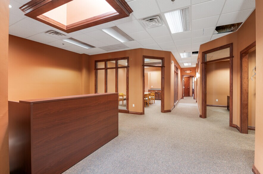 More Photos Of 111 N Broadway St, Green Bay Office Residential For Sale