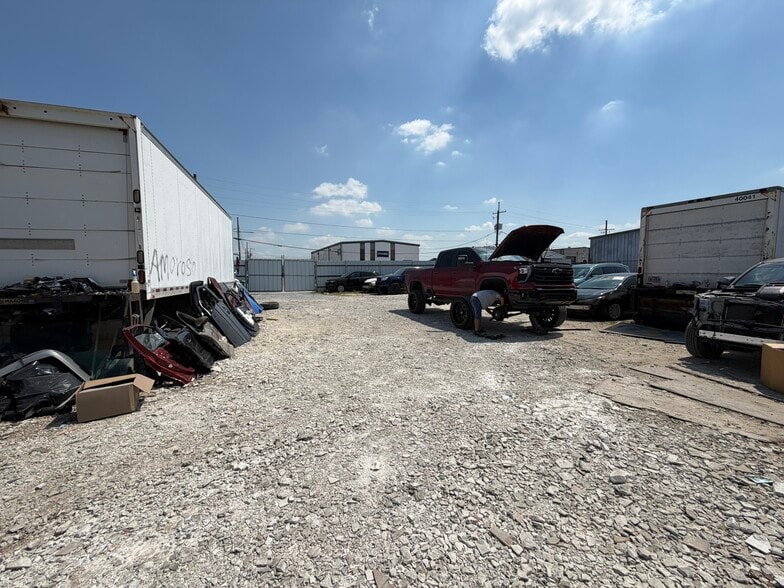 More Photos Of 2601 Lexington St, Kenner Warehouse For Sale