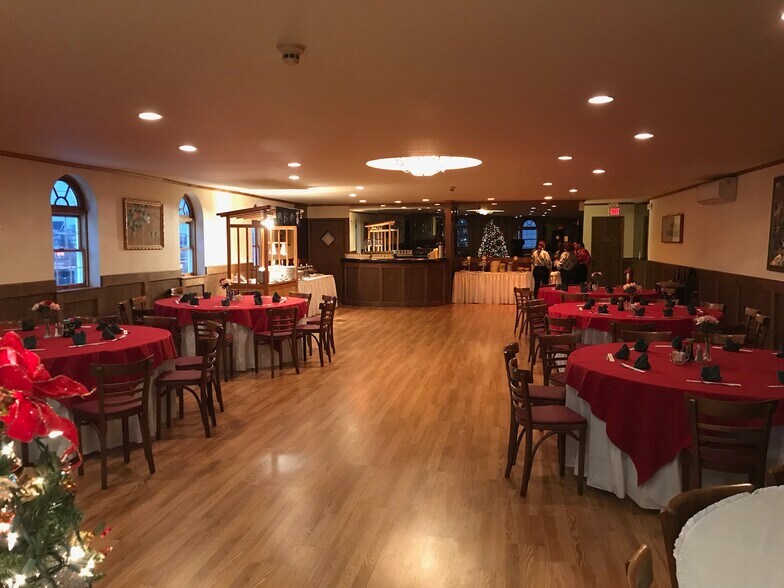 More Photos Of 492 Market St, Saddle Brook Restaurant For Sale