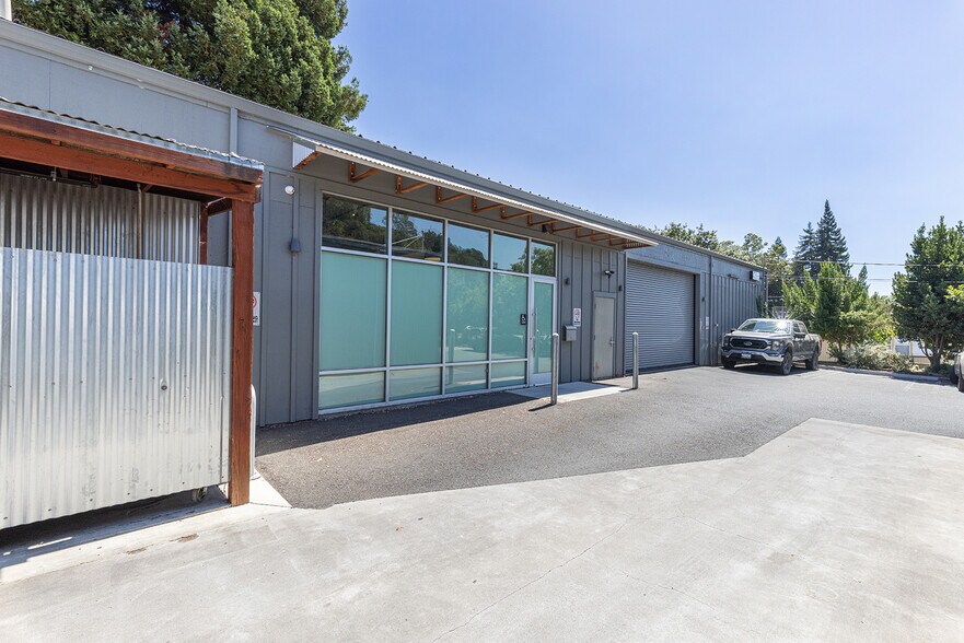 More Photos Of 4036 Montgomery Dr, Santa Rosa Warehouse For Lease