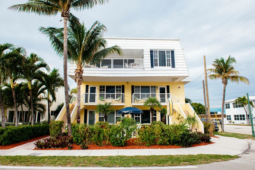 More Photos Of 4301 El Mar Dr, Lauderdale By The Sea Hotel For Sale