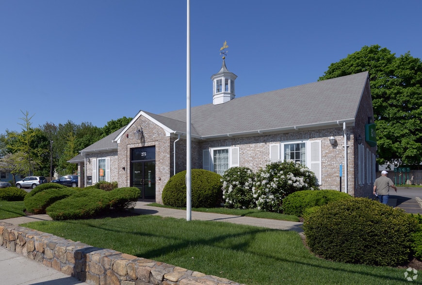 More Photos Of 275 Newport Ave, Rumford Bank For Sale