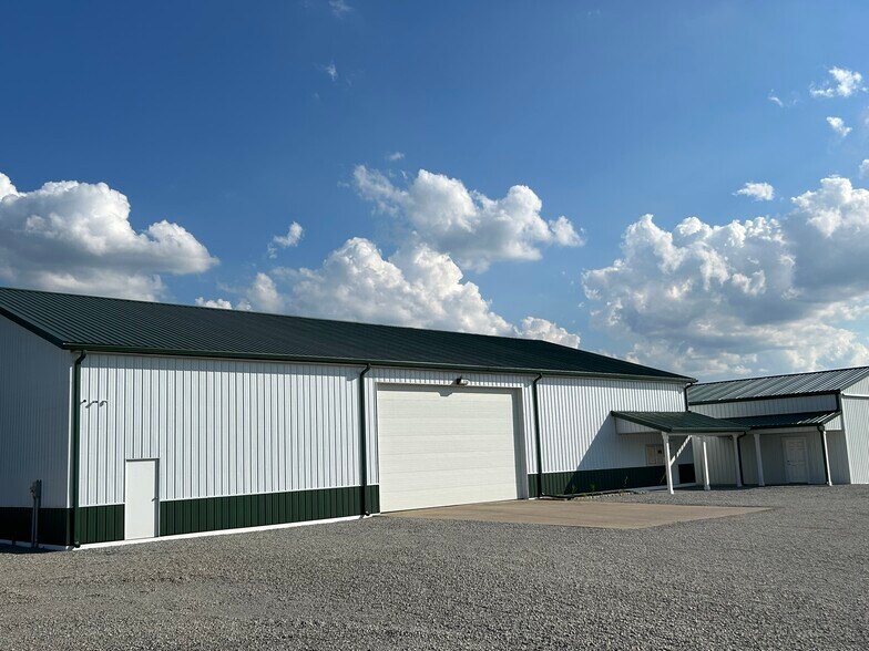More Photos Of 7754 S State Route 73, Wilmington Flex For Lease