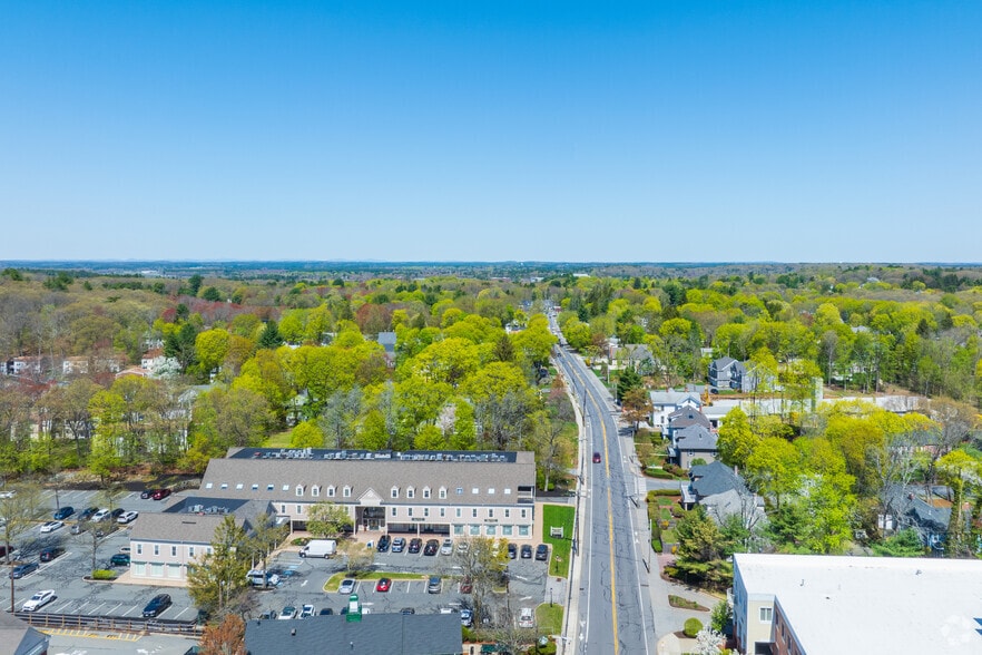 More Photos Of 74-76 Bedford St, Lexington Office For Lease