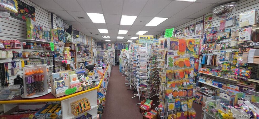 More Photos Of 6512 Myrtle Ave, Glendale Office For Sale