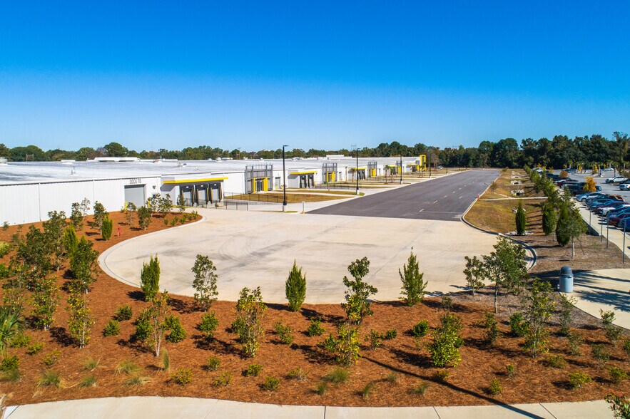 More Photos Of 4500 Leeds Ave, North Charleston Unknown For Lease