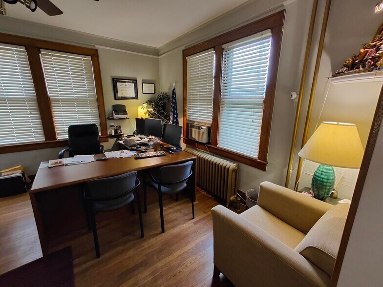 More Photos Of 142 Oak Tree Ave, South Plainfield Office For Lease
