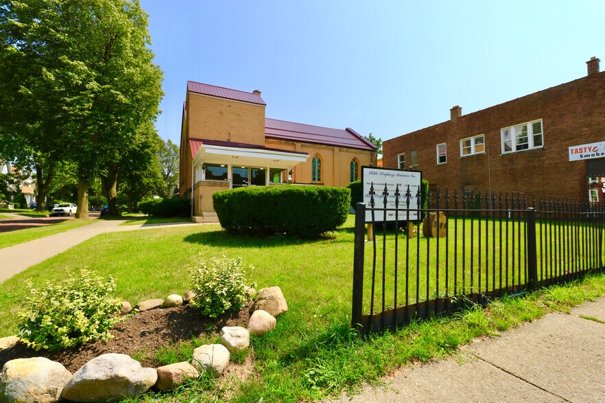 More Photos Of 3189 Main St, Buffalo Religious Facility For Sale