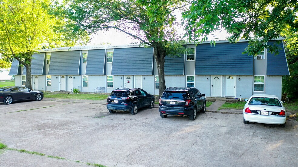 More Photos Of 135-155 Holley st, Blossom Apartments For Sale