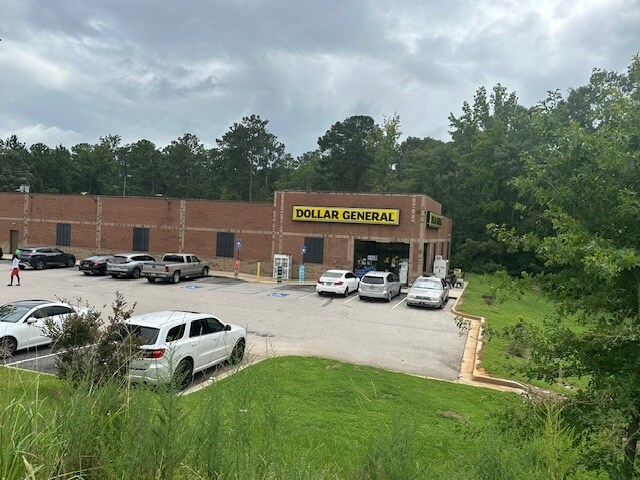 More Photos Of 24 Pyne Rd, Lagrange Storefront For Sale