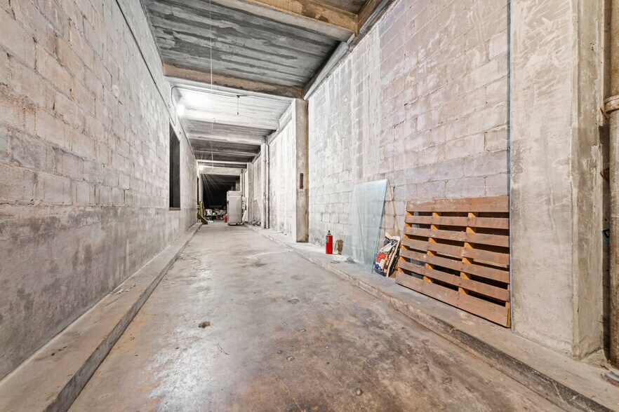 More Photos Of 3454 Mack Ave, Detroit Service For Sale