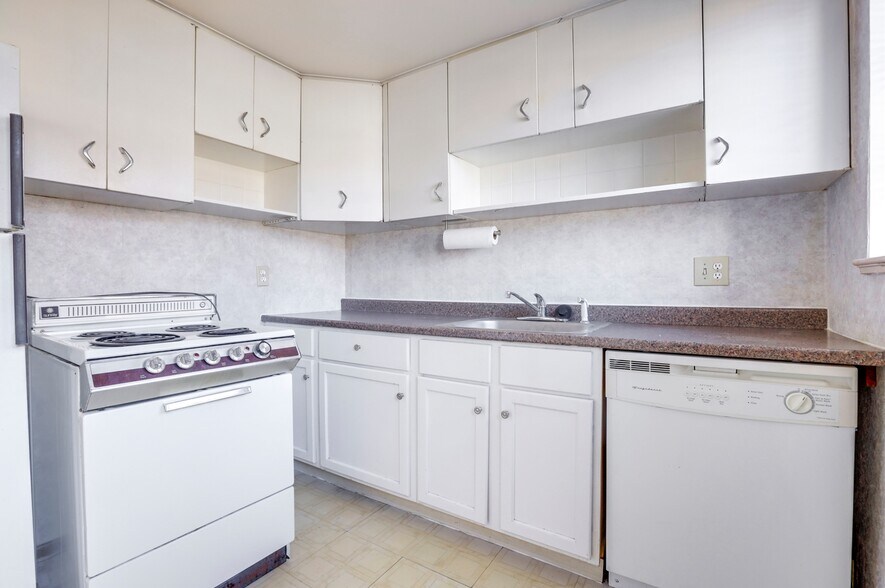 More Photos Of 4370 E Montana Pl, Denver Multifamily For Sale