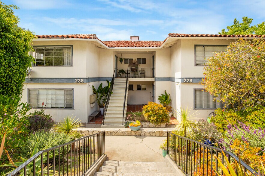 More Photos Of 229 Palos Verdes Dr W, Palos Verdes Estates Multifamily For Sale