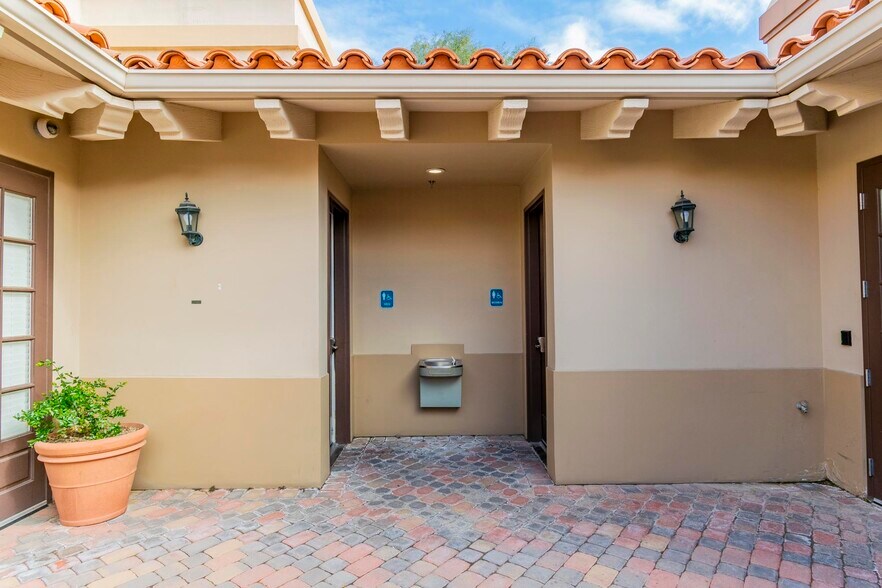 More Photos Of 3037 E Warm Springs Rd, Las Vegas Medical For Sale