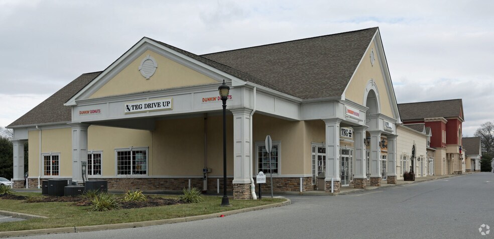 Primary Photo Of 900 NY 376, Wappingers Falls Freestanding For Lease