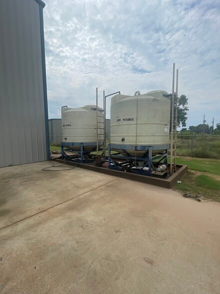 More Photos Of 4907-1 Shed Rd, Bossier City Manufacturing For Sale