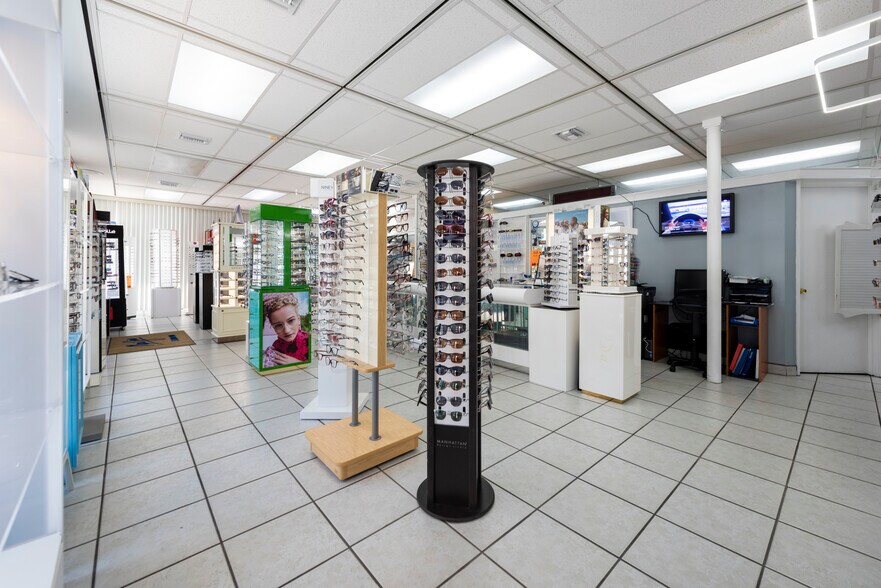 More Photos Of 2132-2200 E Oakland Park Blvd, Fort Lauderdale Office For Lease