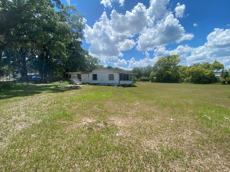 More Photos Of 10334-10336 Main St, Thonotosassa Land For Sale