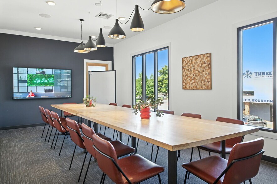 More Photos Of 2920 W Broad St, Richmond Coworking Space
