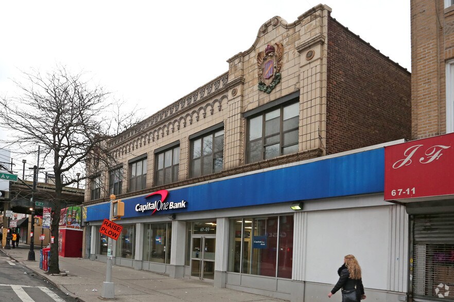 More Photos Of 67-05-67-09 Fresh Pond Rd, Ridgewood Bank For Lease