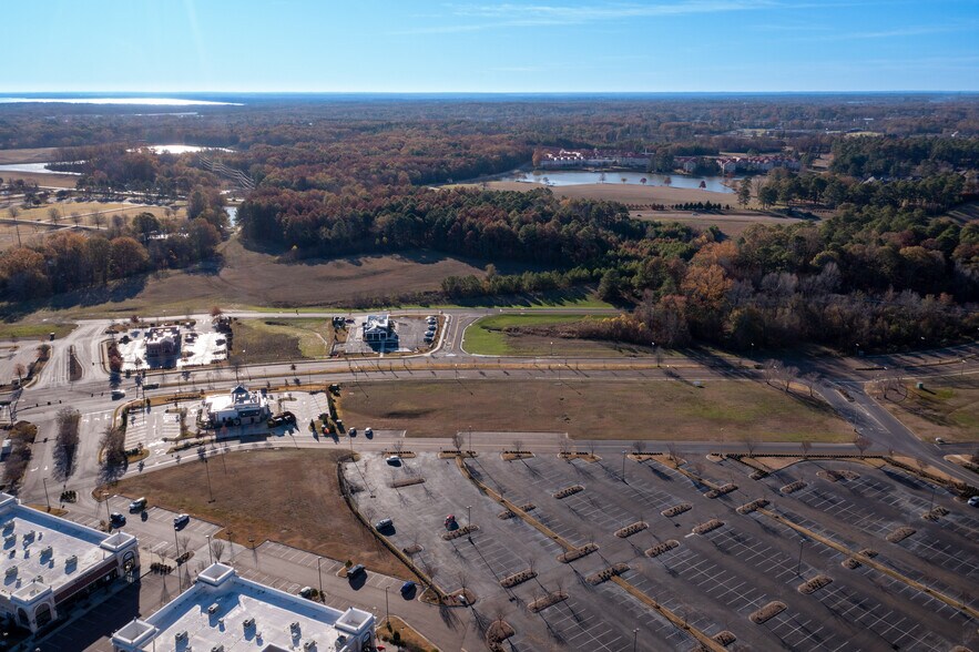 More Photos Of 221 Grandview Blvd, Madison Land For Lease
