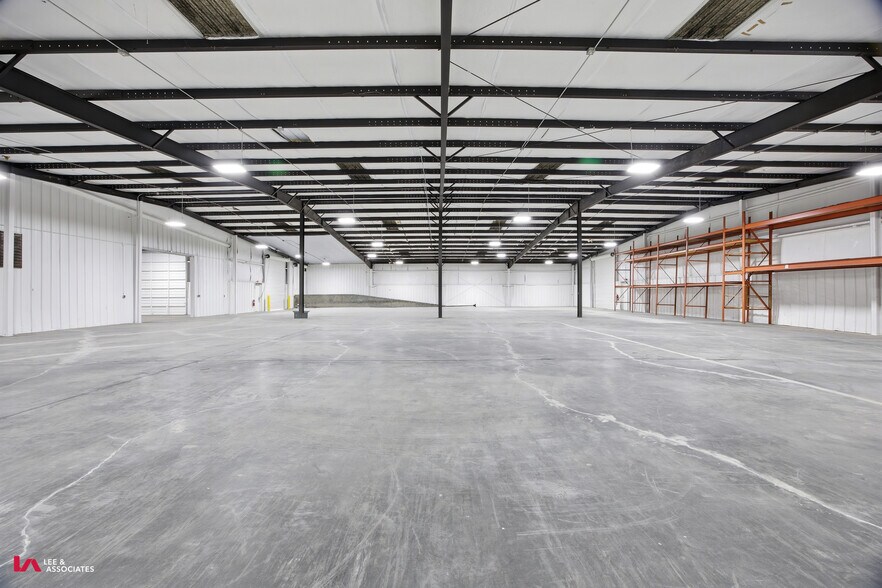 More Photos Of 1500 Union Hill Rd, Alpharetta Manufacturing For Lease