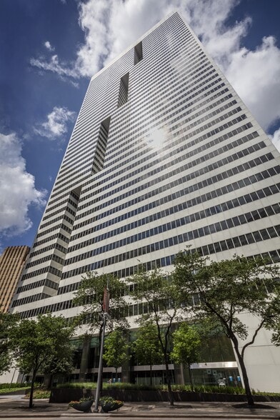 More Photos Of 1001 Fannin St, Houston Office For Lease