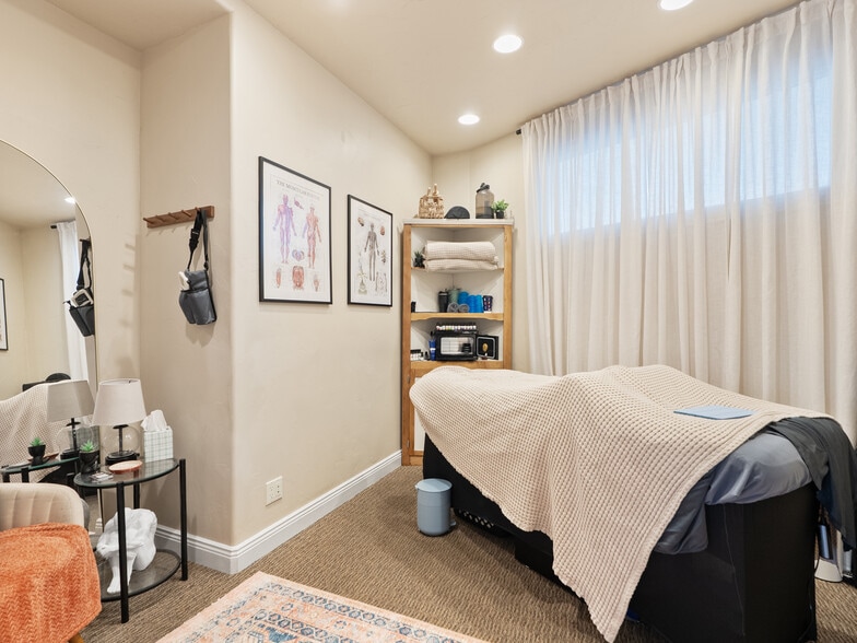 More Photos Of 65 Commons Way, Kalispell Office For Sale