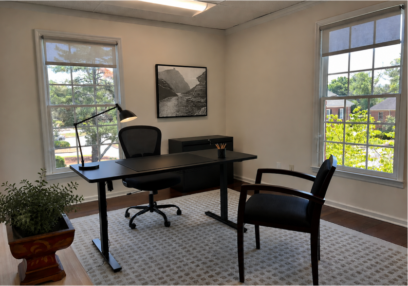 More Photos Of 10898 Crabapple Rd, Roswell Office For Lease