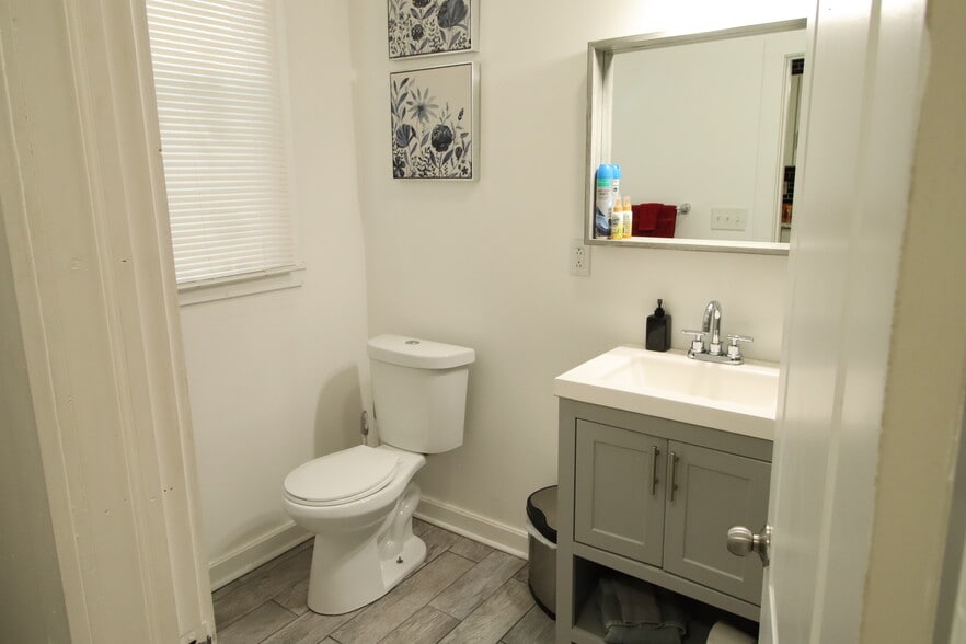 More Photos Of 238-240 South Ave, Rochester Storefront For Sale