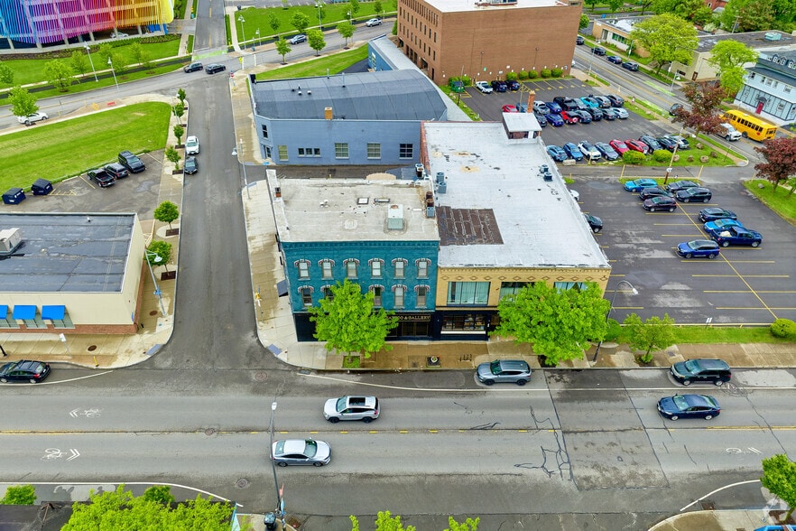 More Photos Of 190-194 Monroe Ave, Rochester Storefront Retail Office For Lease