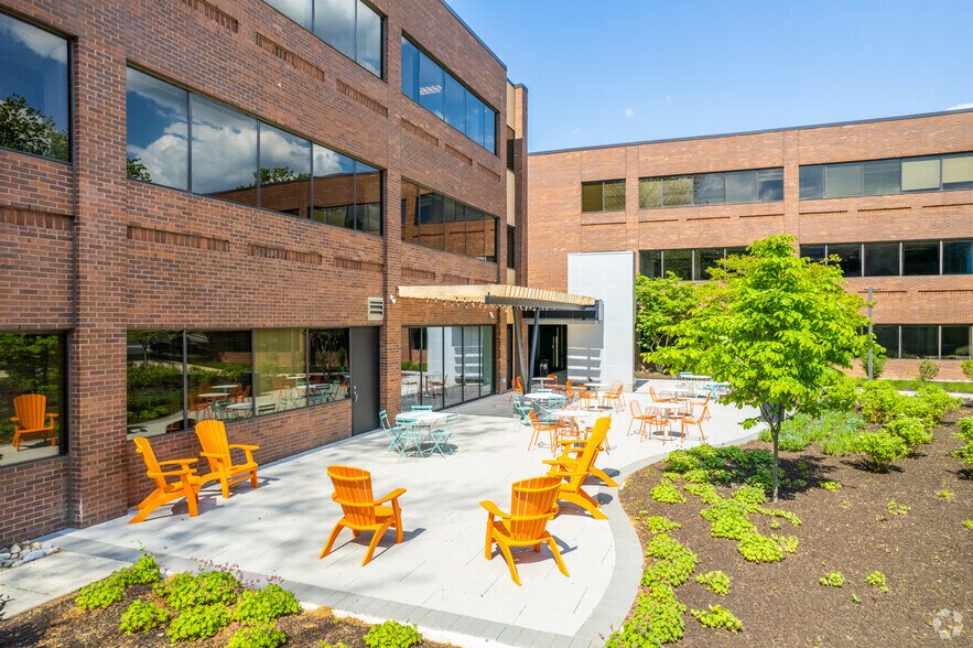 More Photos Of 1285 Drummers Ln, Wayne Office For Lease