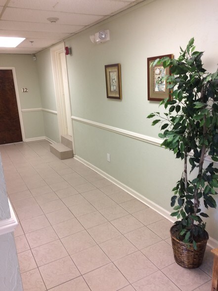 More Photos Of 500 Newfield Ave, Stamford Apartments For Lease
