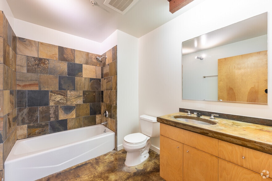 More Photos Of 1168 Folsom St, San Francisco Apartments For Lease