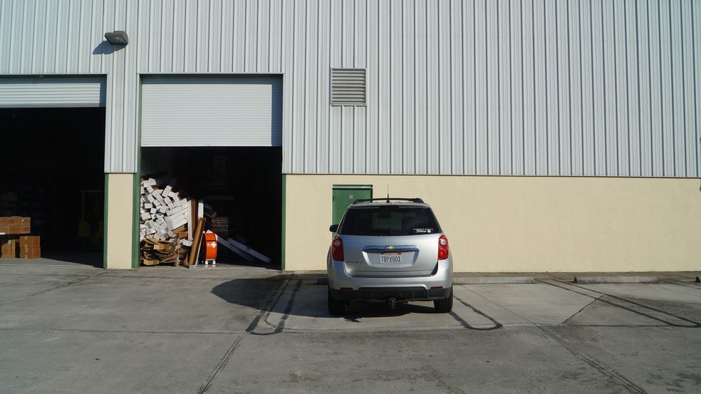 More Photos Of 161 Commerce Rd, Boynton Beach Warehouse For Sale