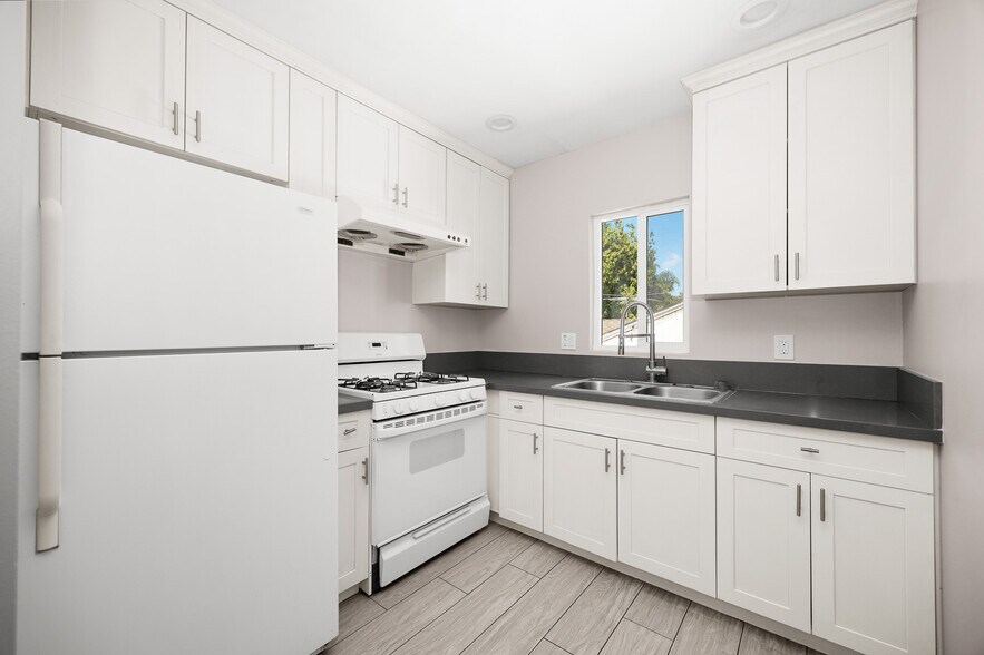 More Photos Of 7751-7753 Milton Ave, Whittier Apartments For Sale