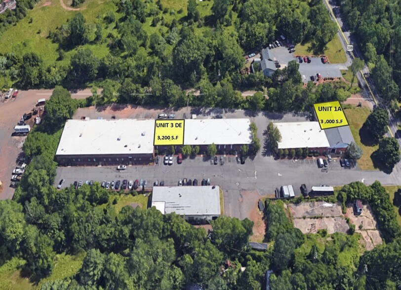More Photos Of 7 Frontage Rd, Clinton Township Warehouse For Sale