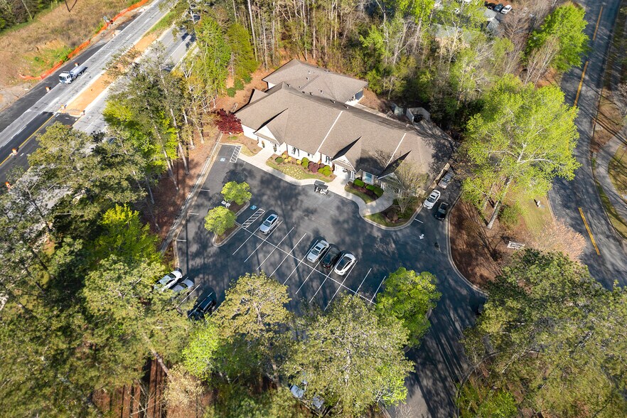 More Photos Of 1100 Commerce Dr, Peachtree City Storefront Retail Office For Sale