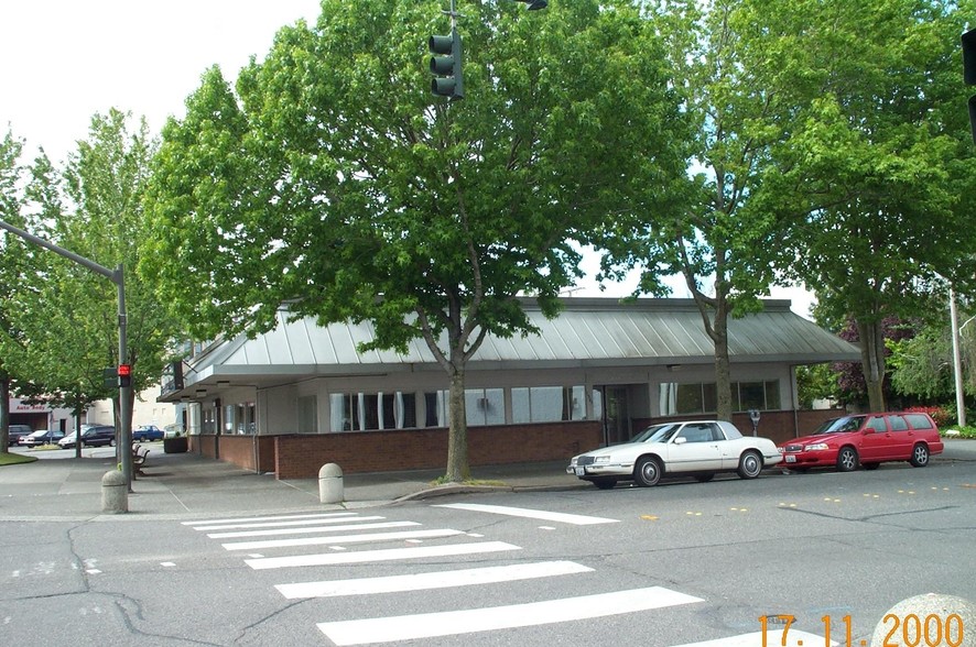 Primary Photo Of 1501 Cornwall Ave, Bellingham Bank For Lease